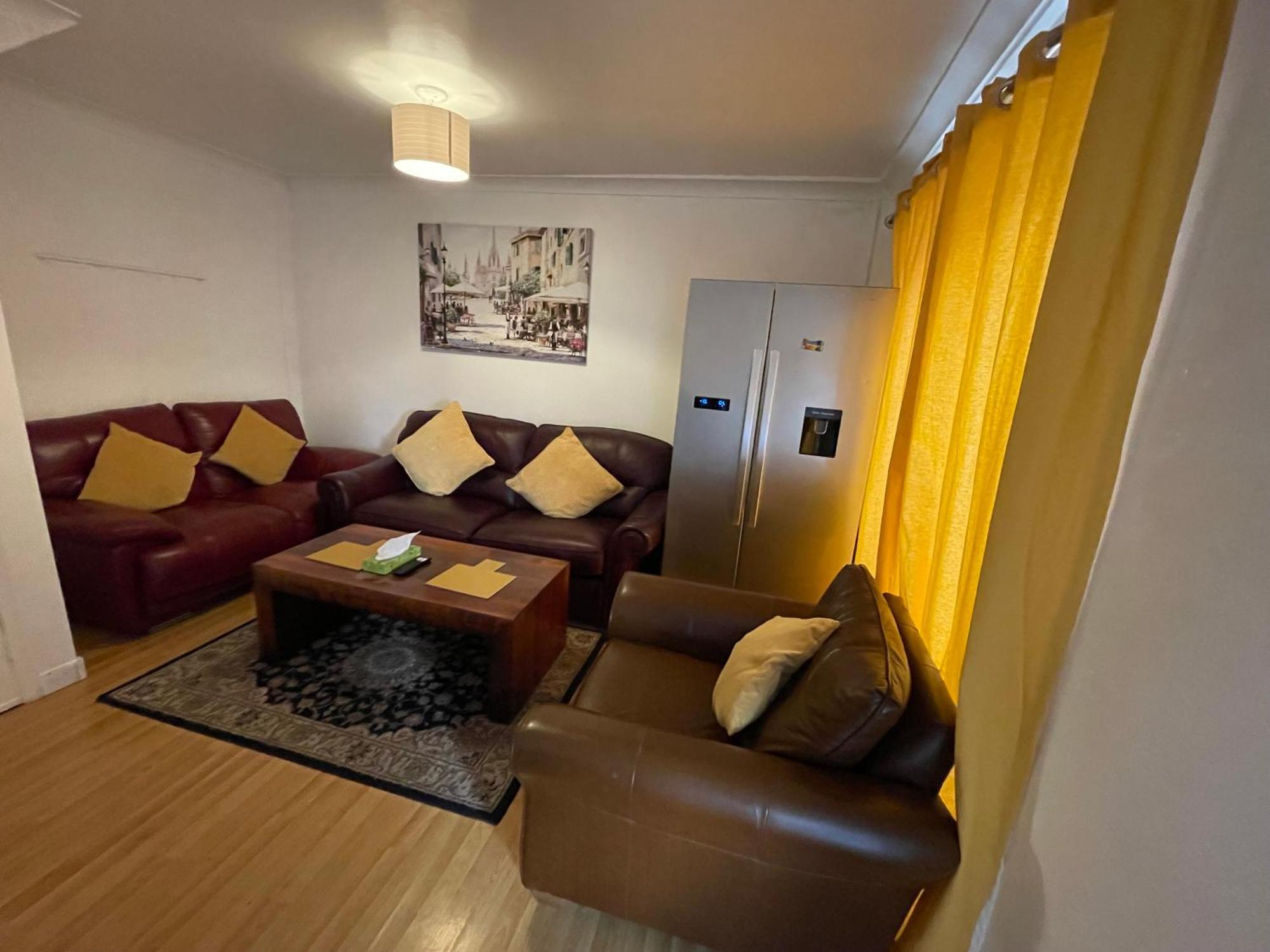 Holiday Home Cardiff City Sleeps 7 Экстерьер фото